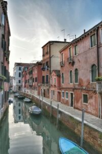 Salerosa Venezia: Fondamenta dei Sartori